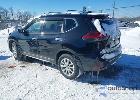 2018 Nissan Rogue Sv z USA, uszkodzony, nr VIN 5N1AT2MV7JC831813